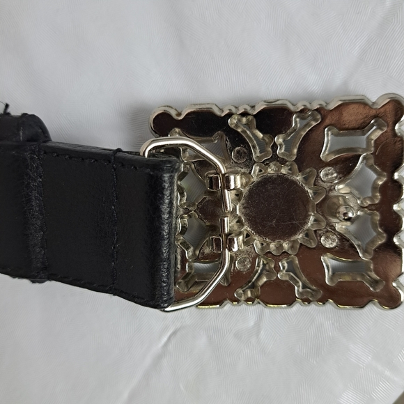 Guess Black Belt with Silver Embellished Buckle - Picture 4 of 11